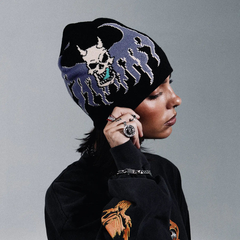 DAISY THE DAYSTALKER BEANIE