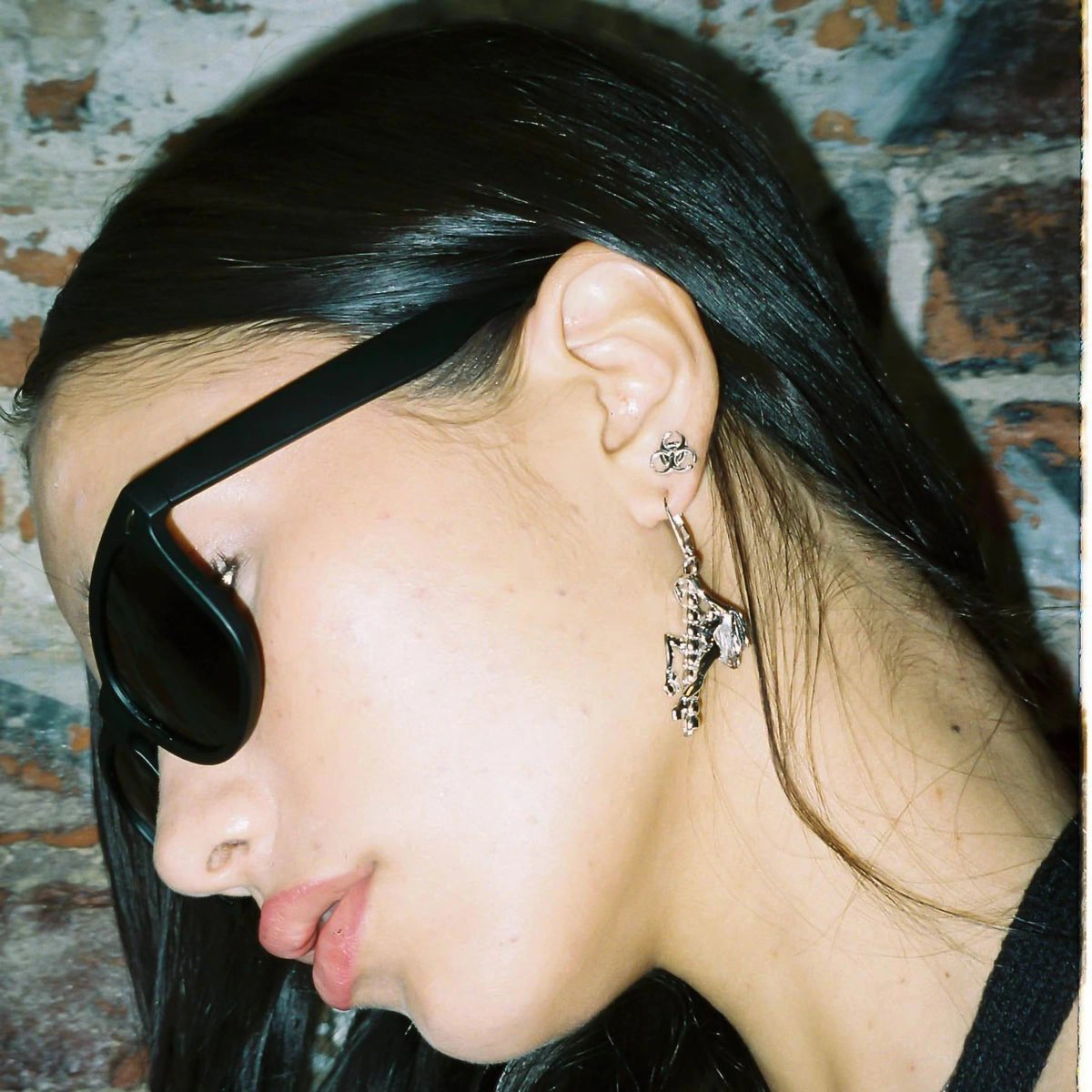 BIOHAZARD STUD EARRING - Hard Jewelry™